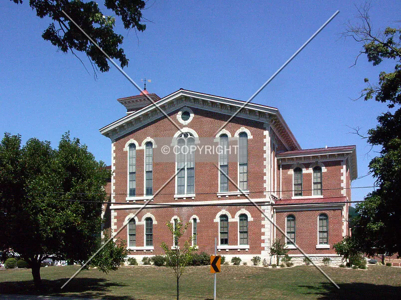 Jennings County Courthouse