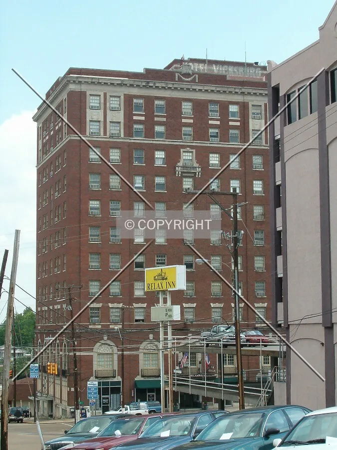View from Walnut Street looking north