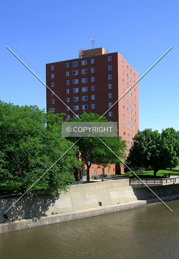 From East 8th Street to the south