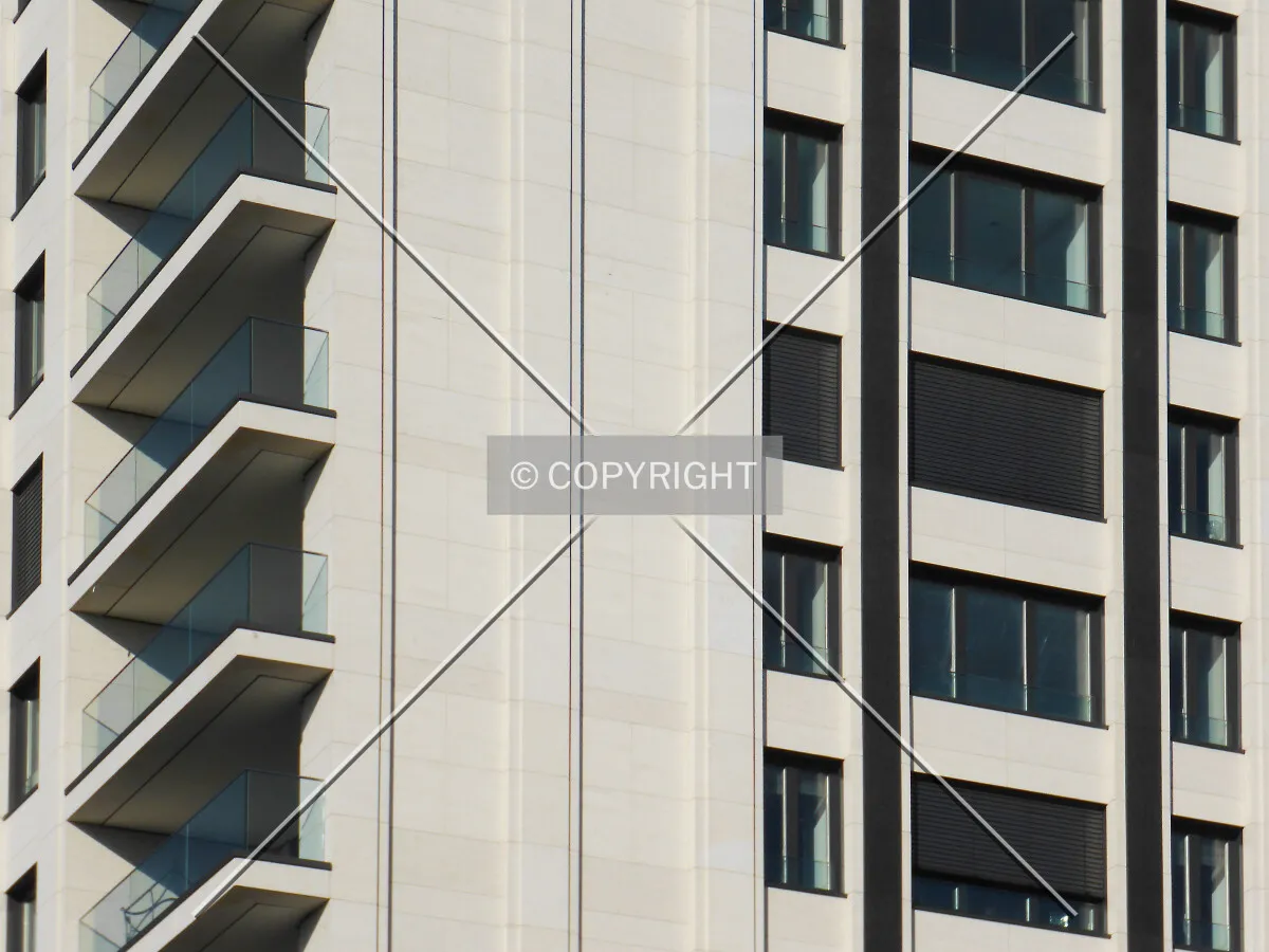 Photo 484-933-973