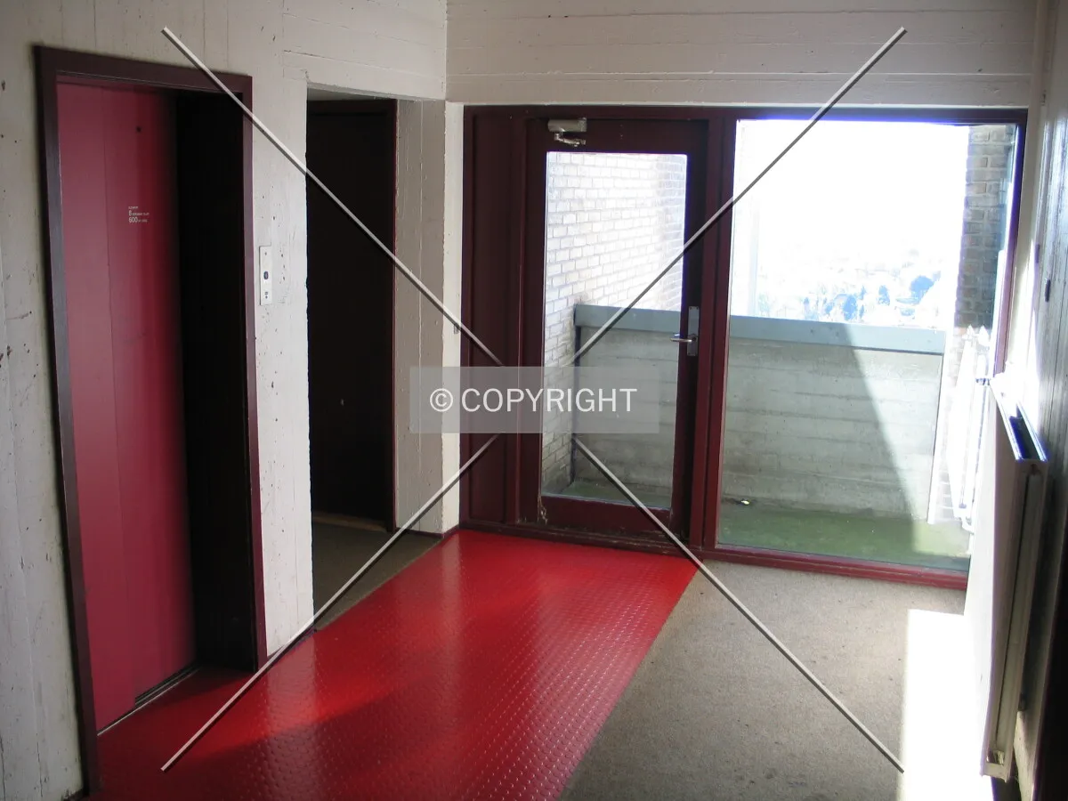 The area in front of the elevator on the top floor