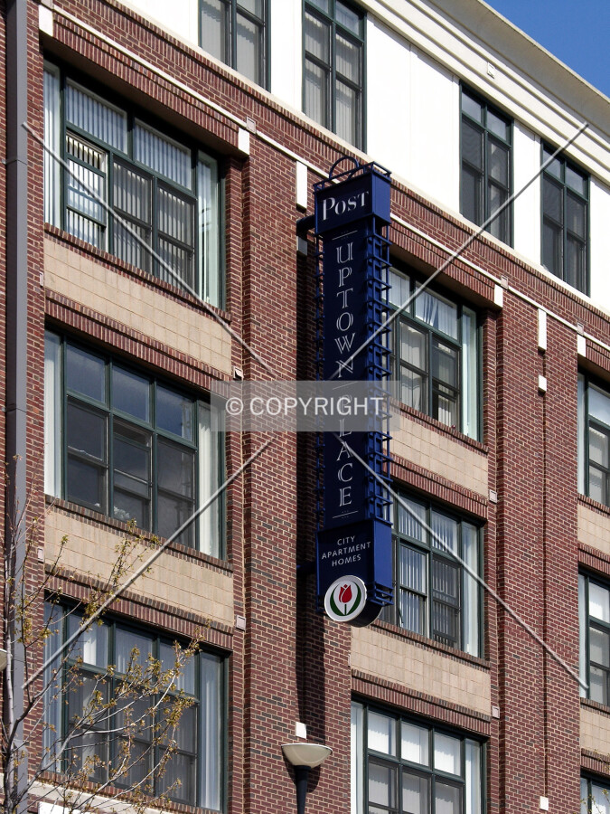 Signage on the eastern side off North Graham Street