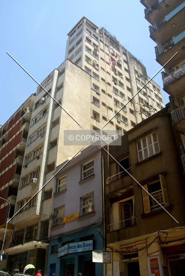 Looking up from across General Câmara Street