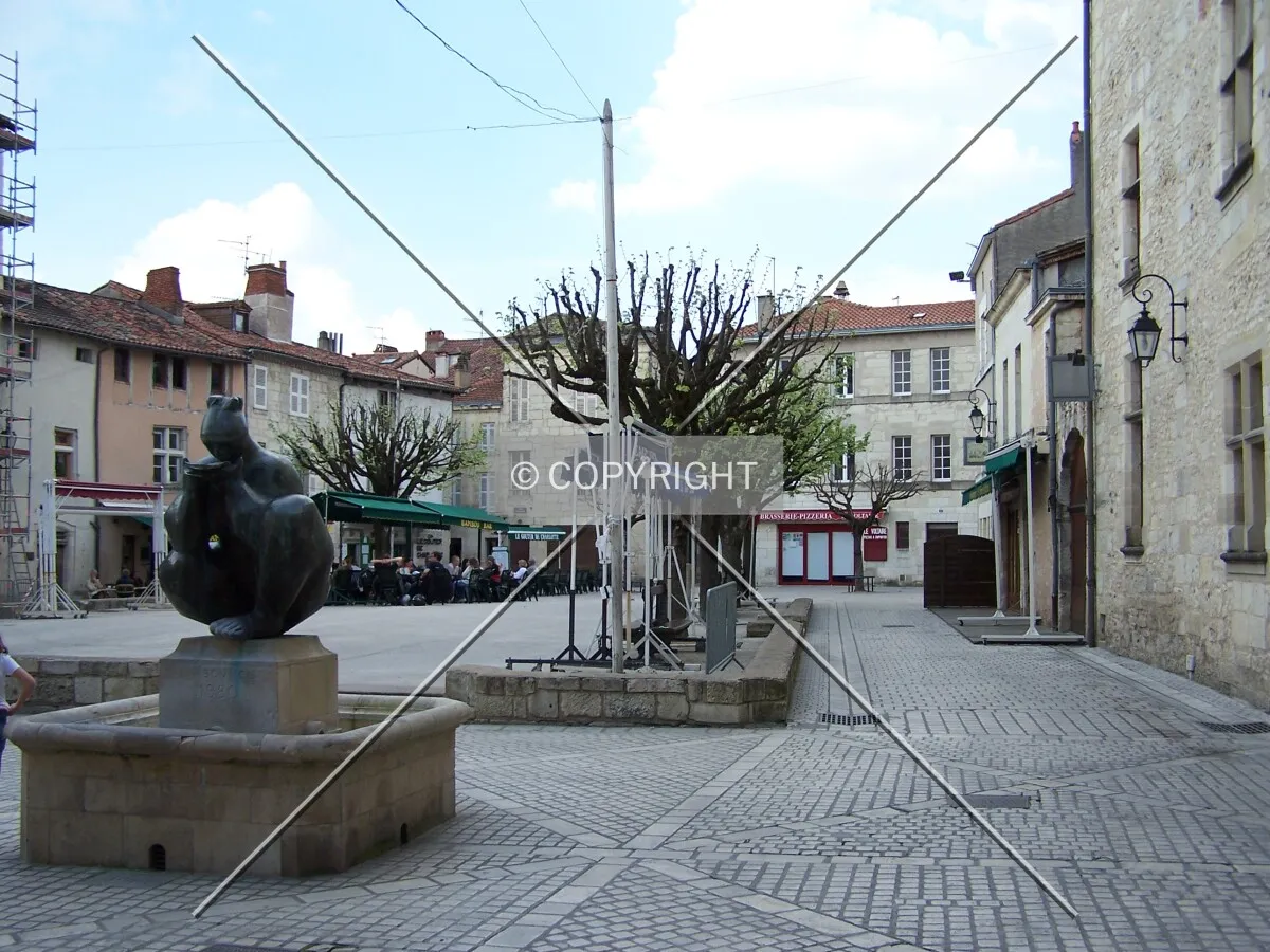 Une place du centre-ville