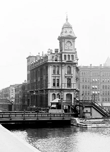 Photo 490-249-744