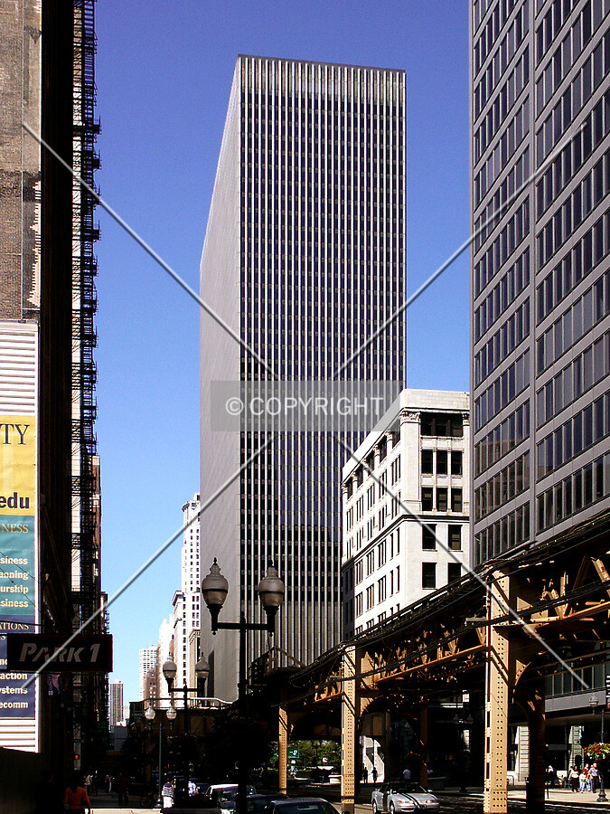 Looking north on Wabash Avenue