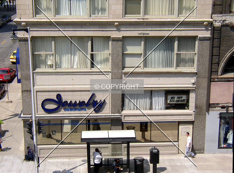 Photo 491-241-383