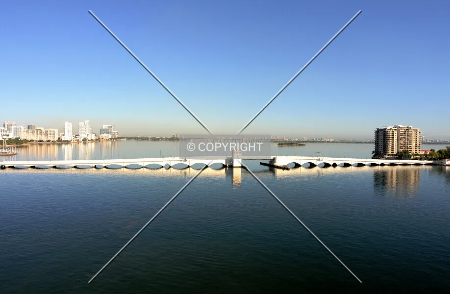 Photo 491-251-609