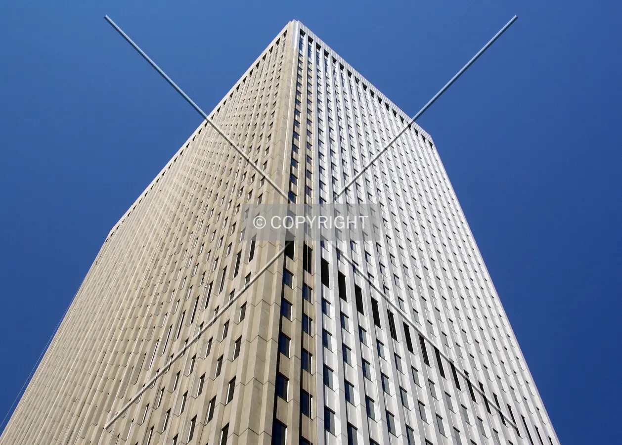Looking up the northeast corner with re-painting nearly complete on the northern facade