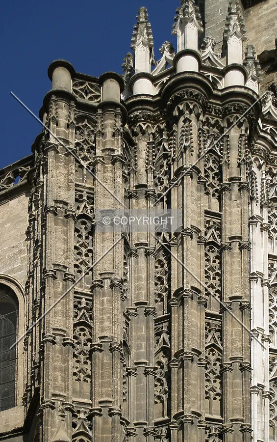 Façade of the southern entrance