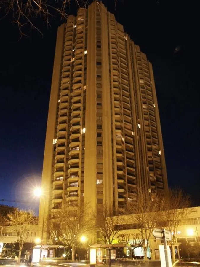 Night view from Rond Point du Prado