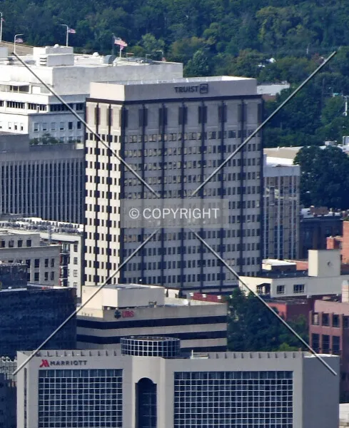 Photo 493-344-657