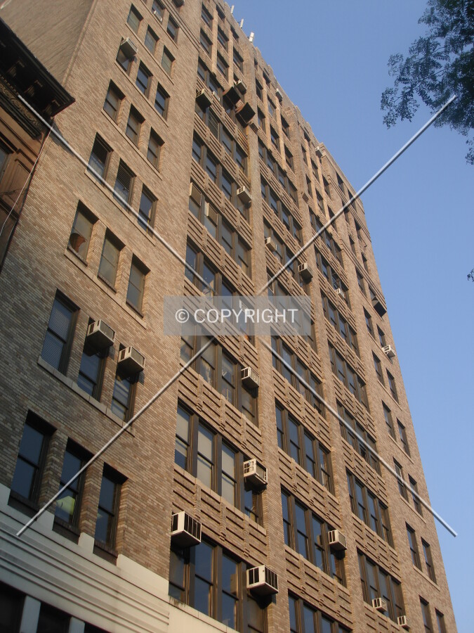 Photo 493-468-080