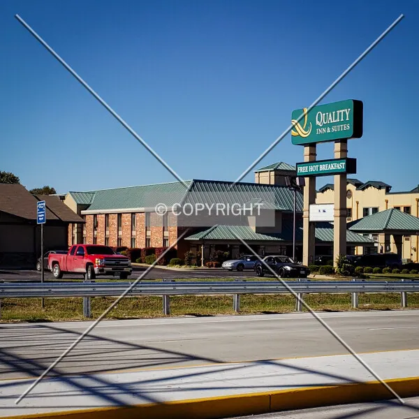 Photo 493-553-086