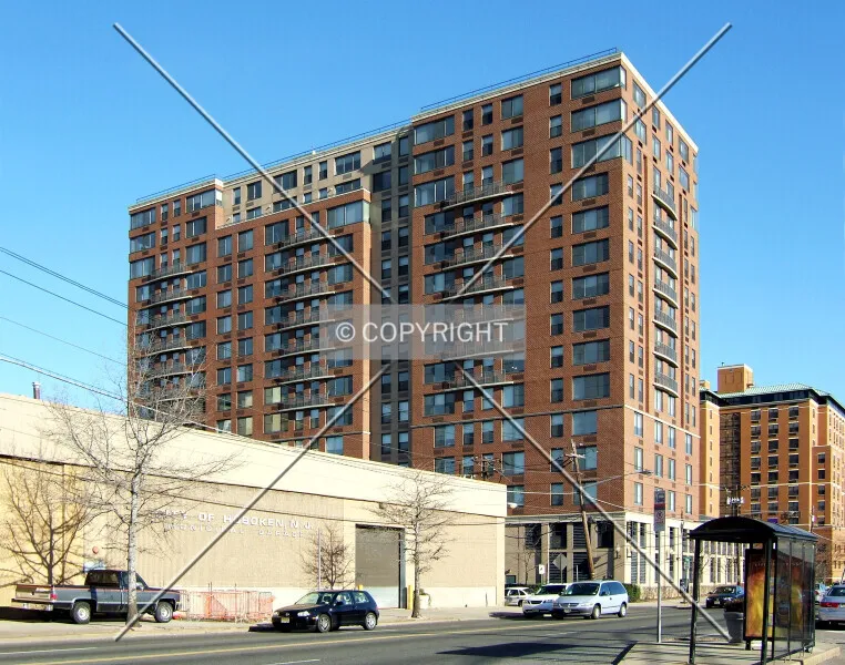 Photo 494-428-881