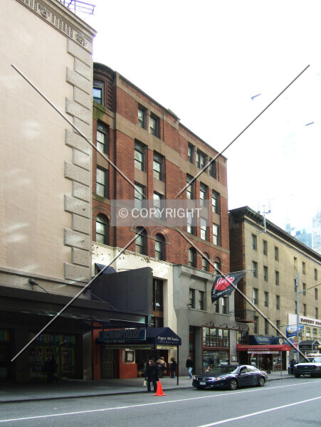 Photo 494-503-447