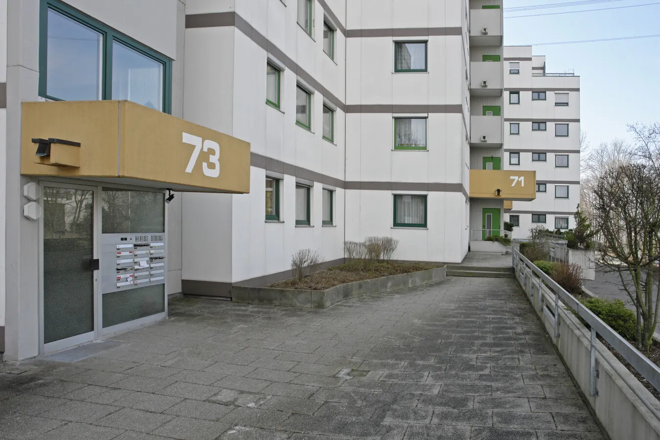 Photo 495-123-182