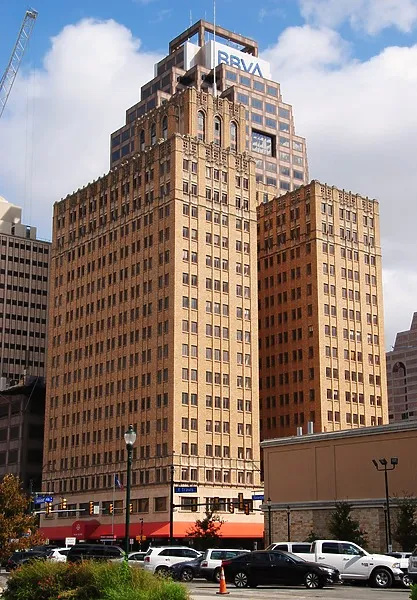 Photo 495-142-624