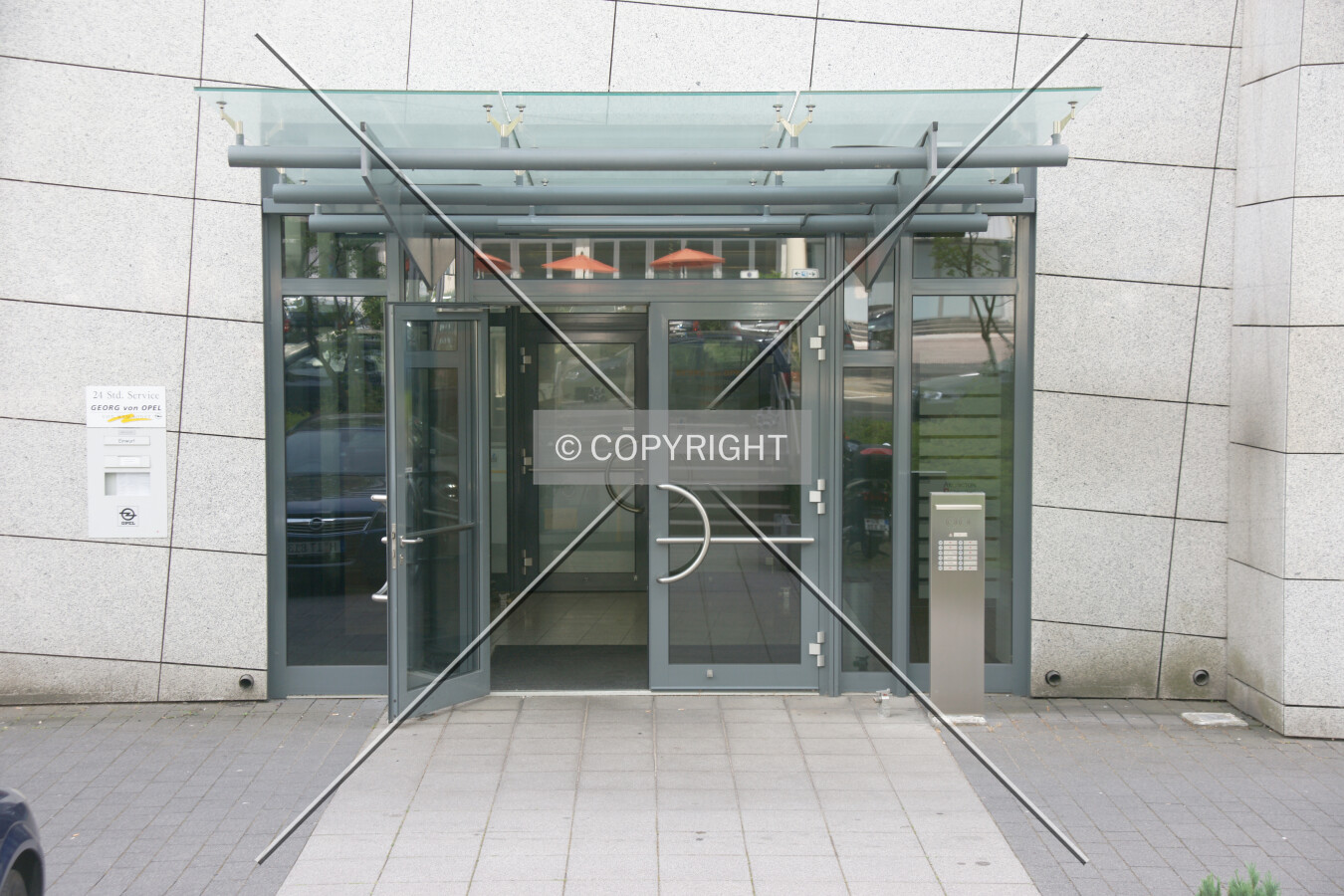 Entrance area