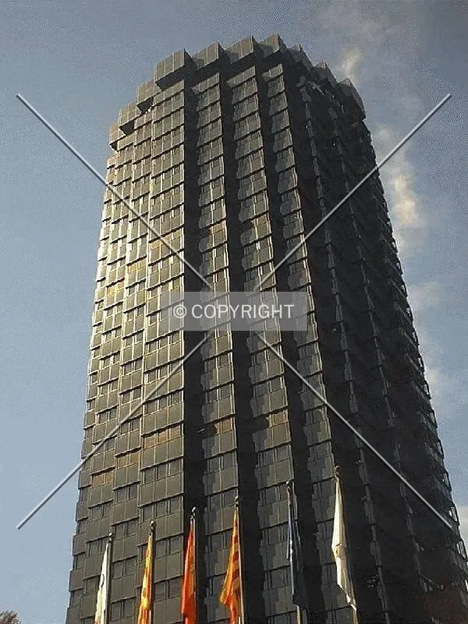 'la Caixa' Tower I form the entrance