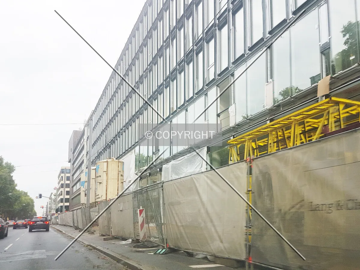 Photo 496-283-942