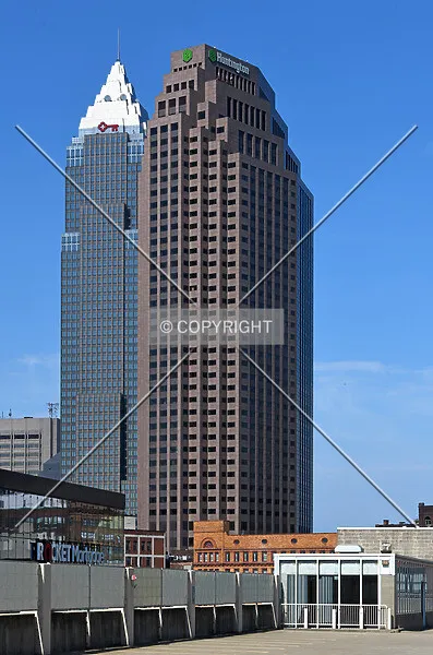 Photo 496-339-533
