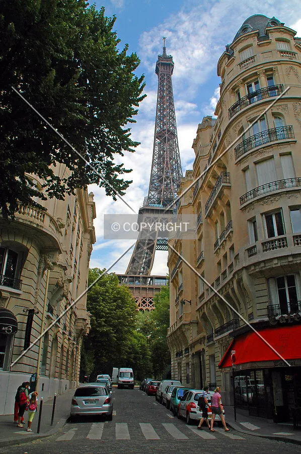 As seen from Avenue de Suffren