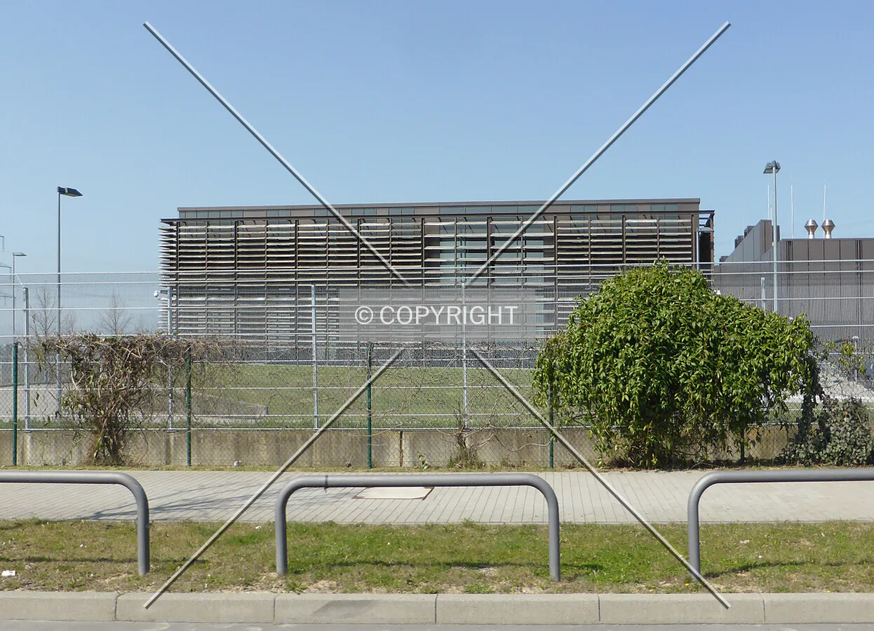 Photo 496-374-955