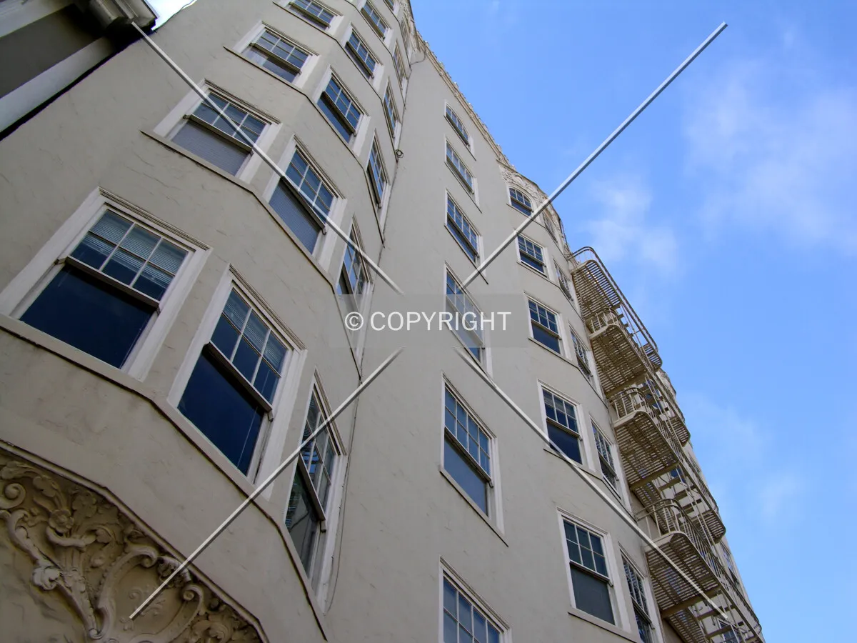 Looking up the northern side from Vallejo Street