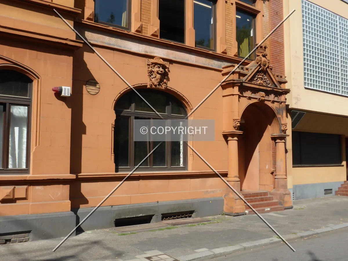 Photo 496-663-002