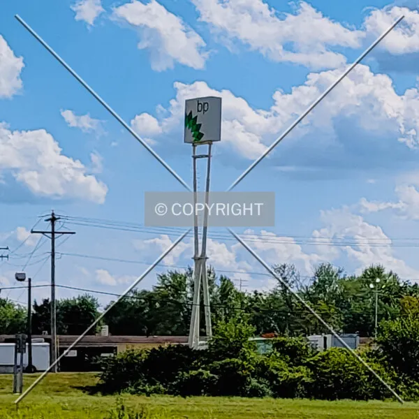 Photo 496-709-376