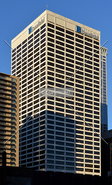 Photo 496-939-466