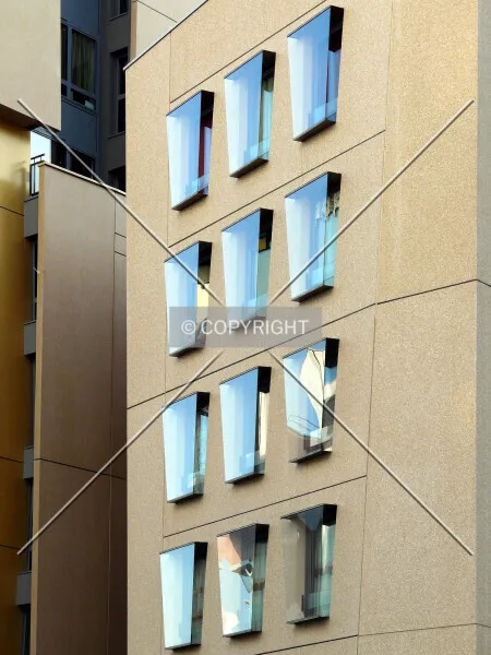 Photo 498-952-878