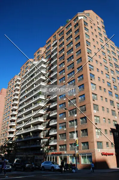 Photo 499-908-886