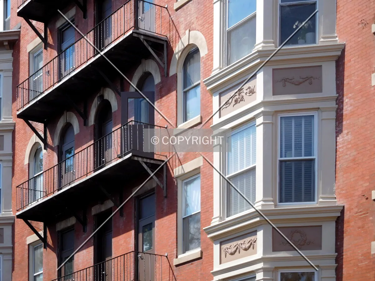 Southeast façade detail