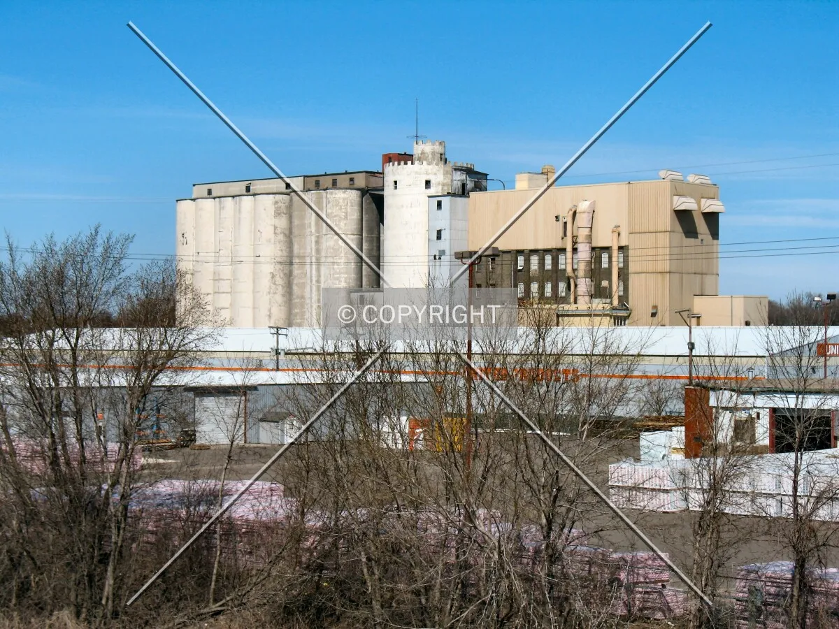 Distant view to the northwest from the Rice Street overpass