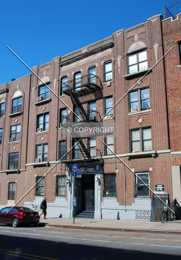 View along Bedford Avenue