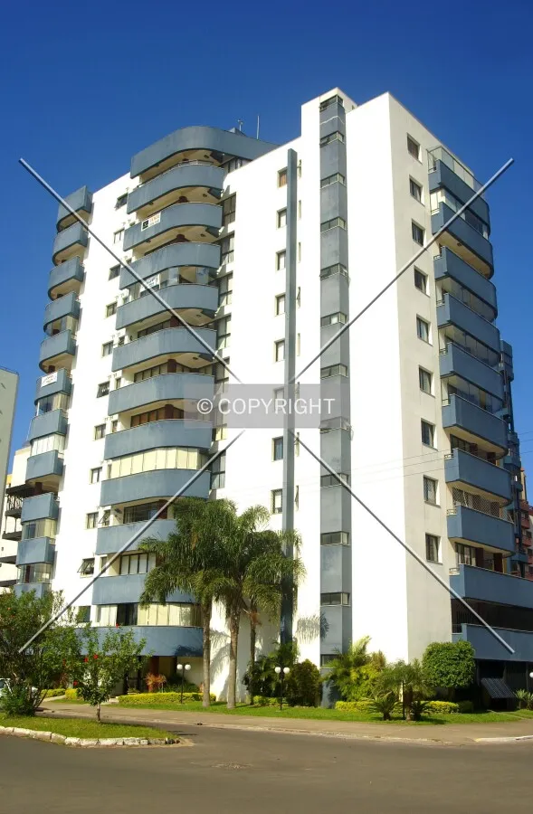 View from the corner of Manoel Fortunato de Souza Street and Benjamin Constant Avenue