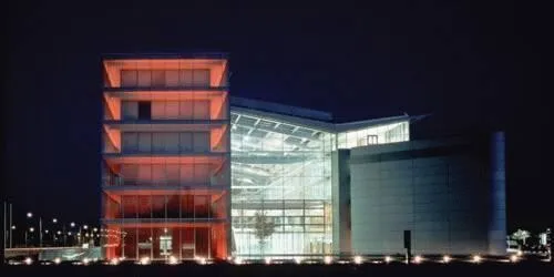 Side view from the building at night