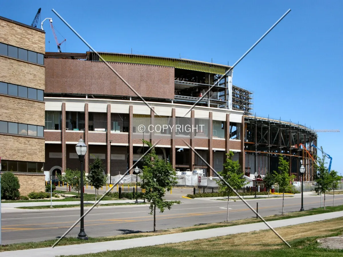 View to the north from University Avenue/23rd Avenue SE