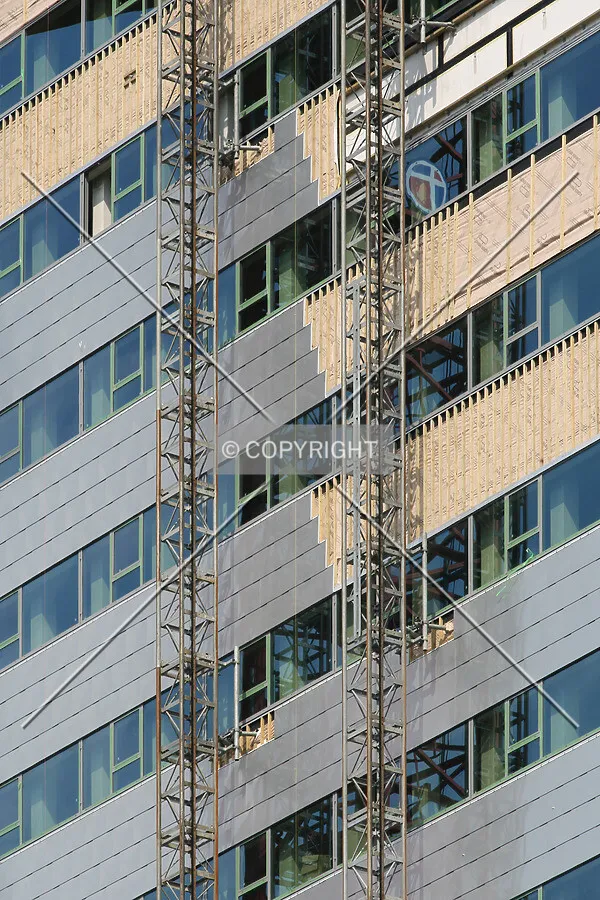 Detail of the unfinished facade