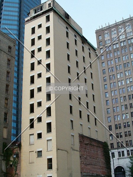 Photo 504-144-826