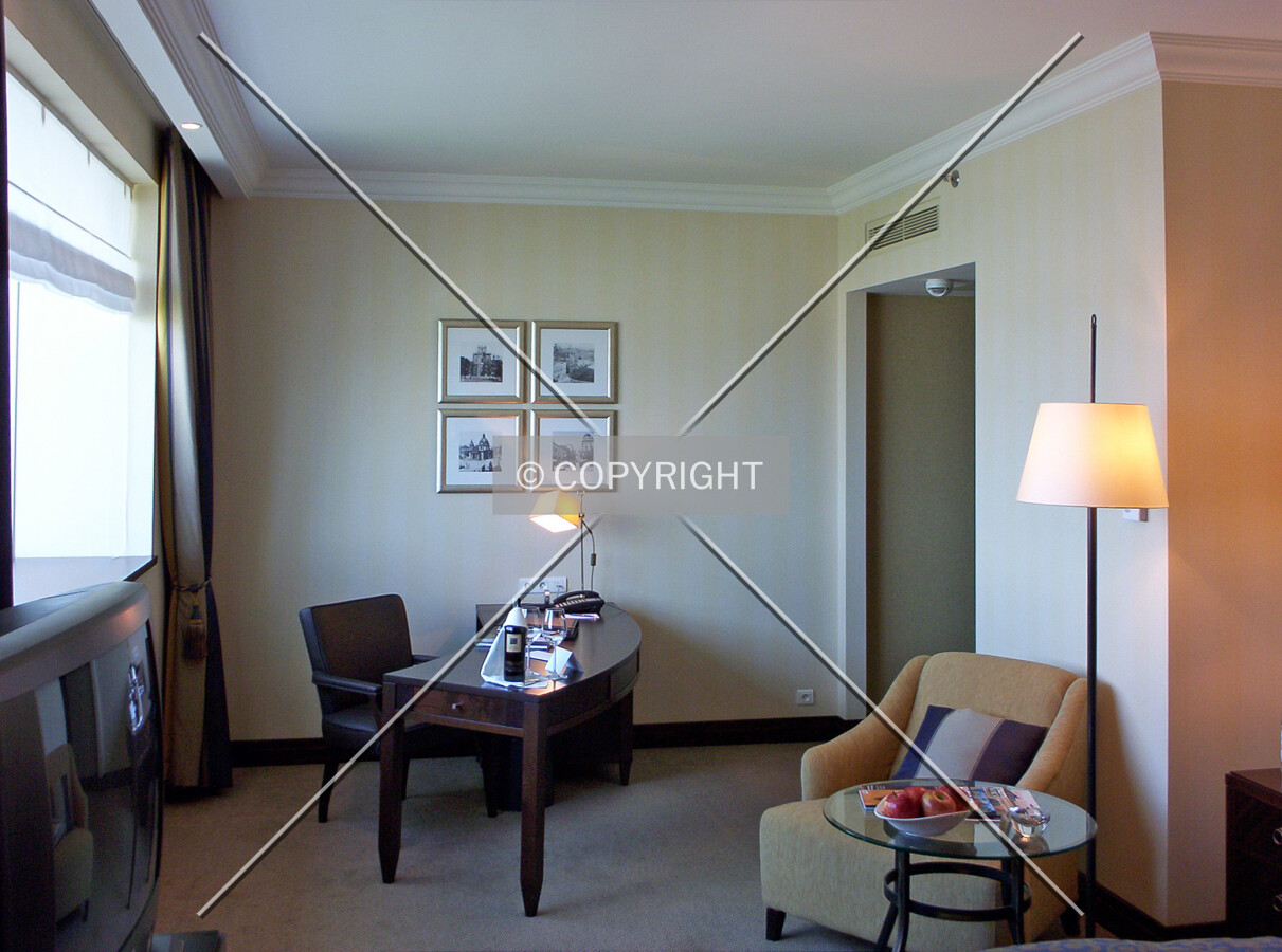 Inside a Club InterContinental® Suite