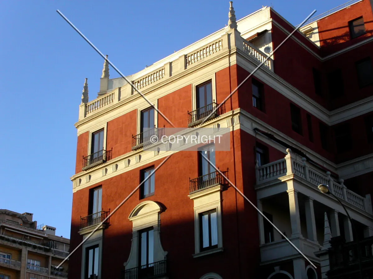 Building in Glorieta Rubén Darío
