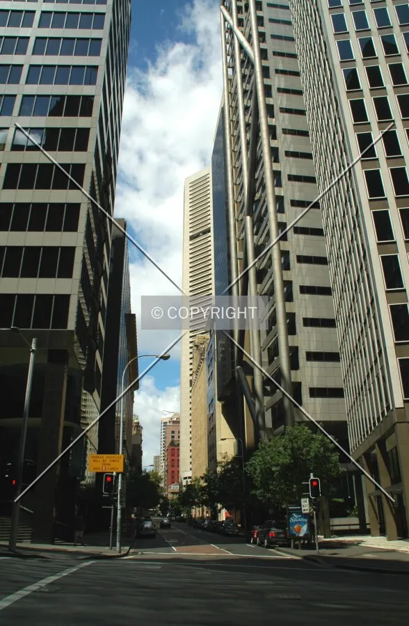 Looking south from Hunter Street intersection