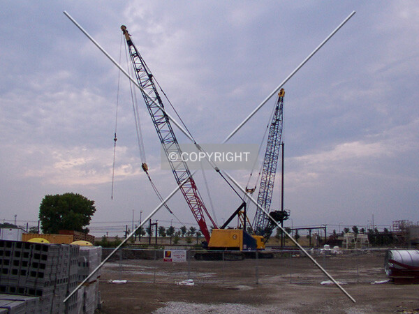 Foundation cranes seen from Prairie Avenue