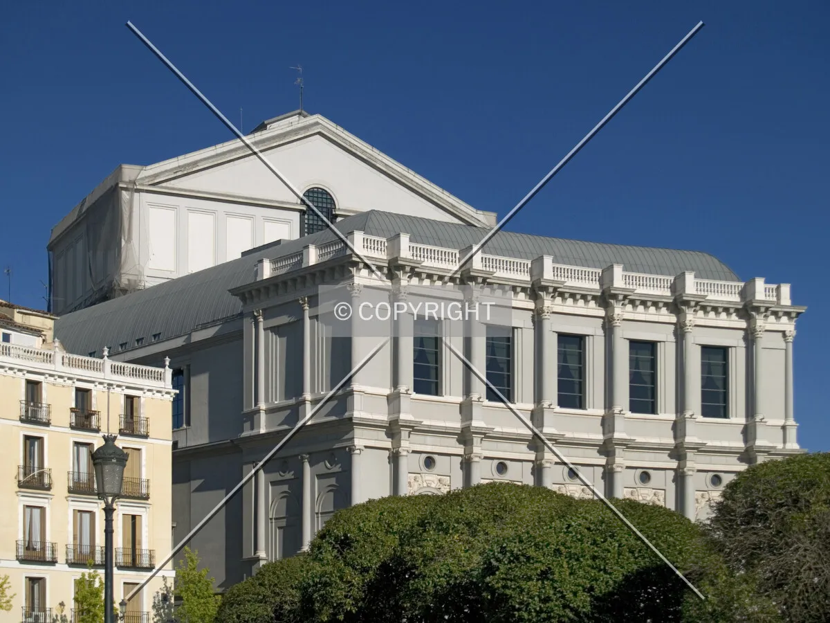 Top floors as seen from the northwest