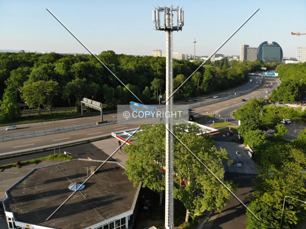 Cellular phone mast transmitting information