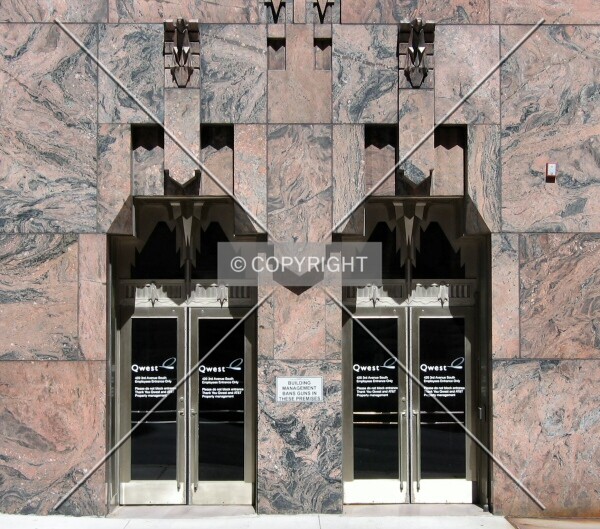 3rd Avenue entrance