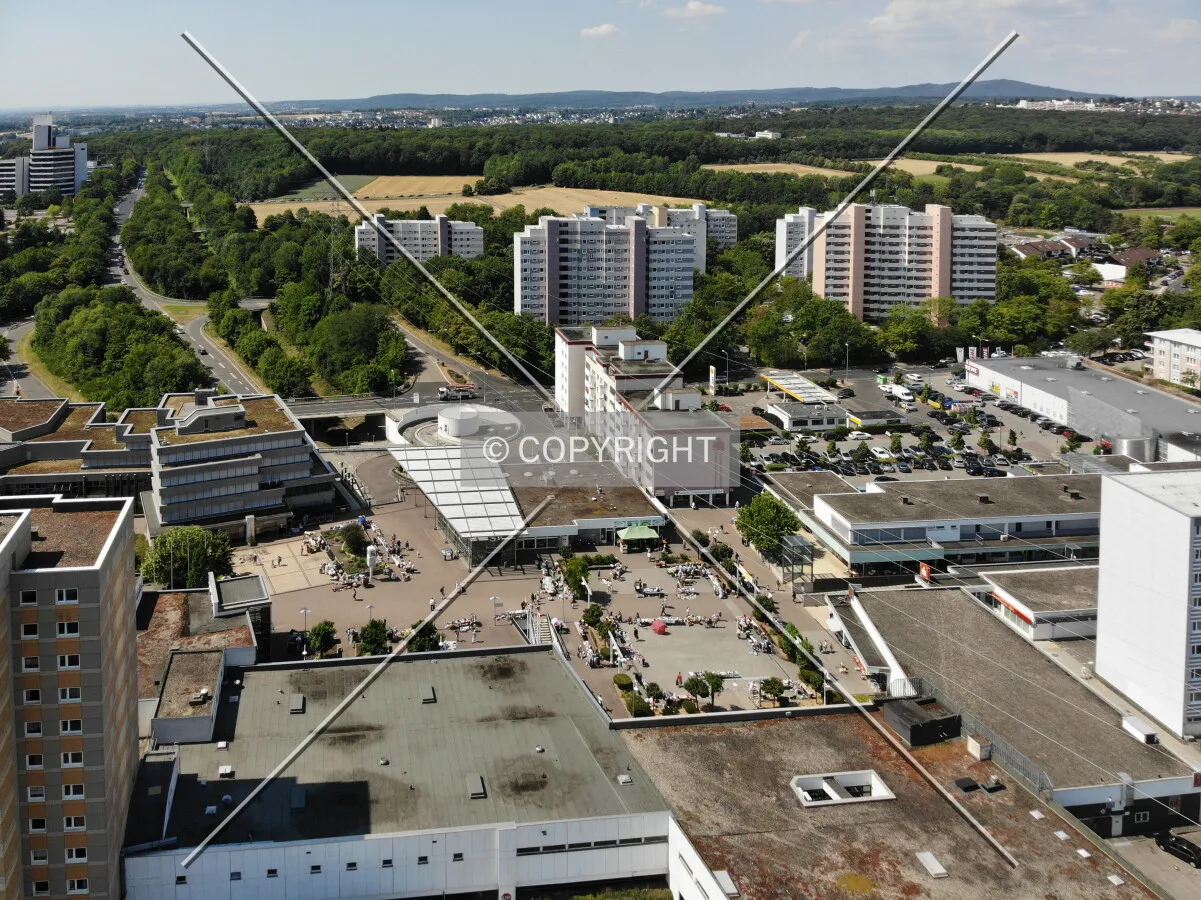 Marktplatz Schwalbach am Taunus - Panorama